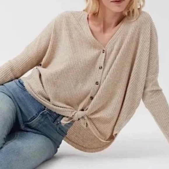 ❤️2/$30❤️[S]Urban Outfitters Out From Under Oversized Waffle knit Cardigan - Picture 3 of 10